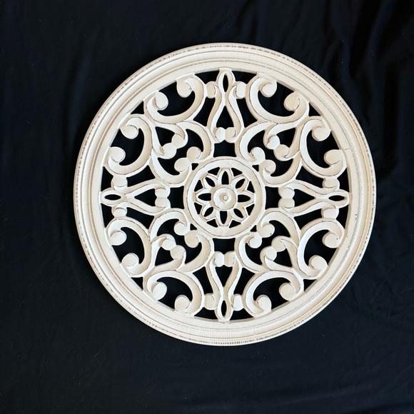 unkown Other - White Ornate Wall Decor 2 feet wide